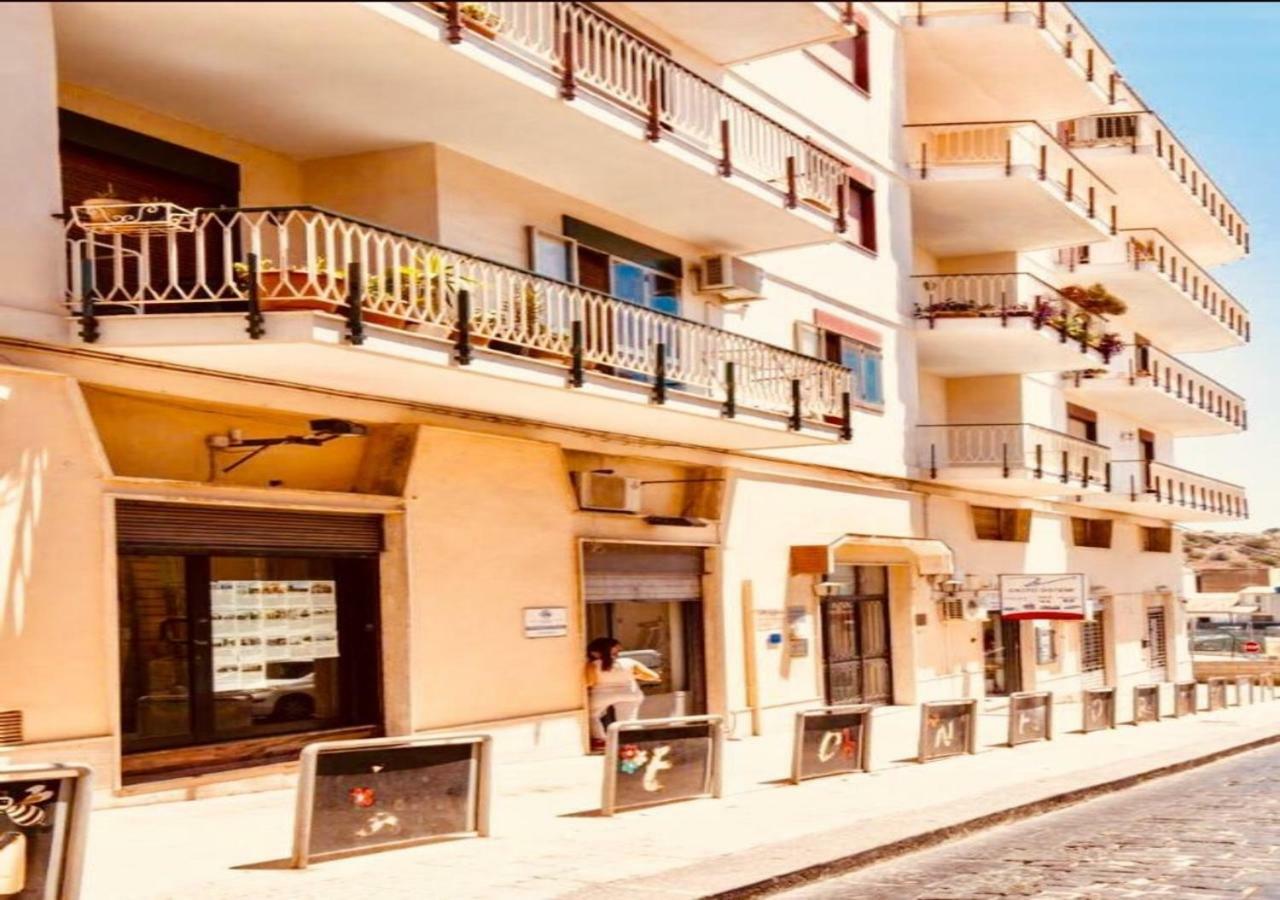 The Stone Garden Apartment Noto Bagian luar foto